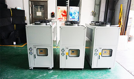 注塑行業(yè)冷水機(jī)組如何選型？